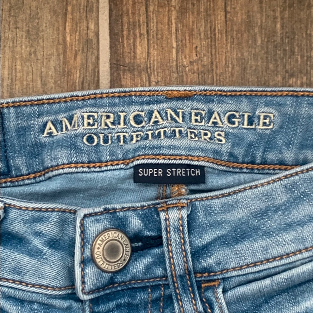 AMERICAN EAGLE SMALL BLUE JEANS